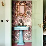 Private And Chique Salon De Franz 4* Amsterdam