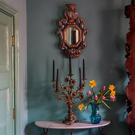 Private And Chique Salon De Franz Guest house