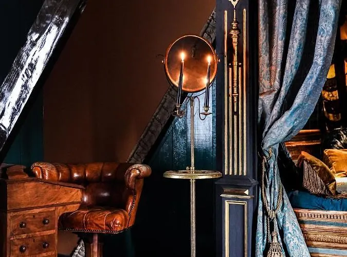 Private And Chique Salon De Franz אמסטרדם